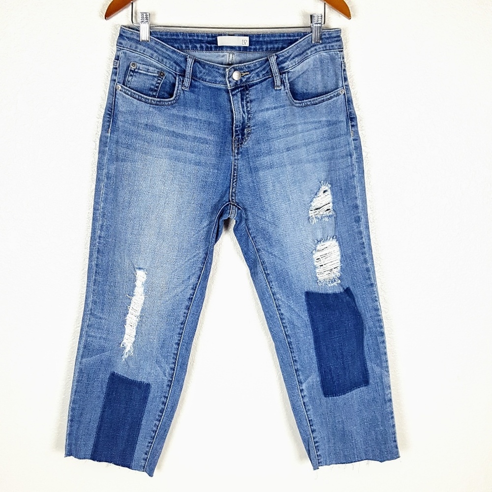 BP Jeans Sz 28 Capri Frayed Hem Distressed Patch